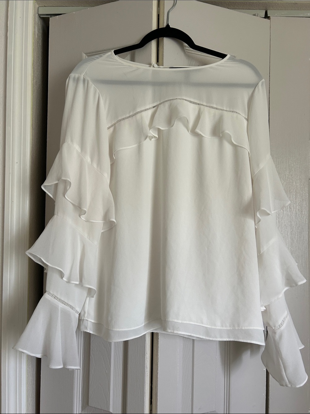 White House Black Market White Ruffle Sleeve Blouse